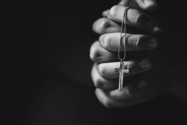 O Pai Nosso: Uma Oração para Enfrentar os Desafios da Vida